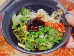 -钢管厂五区小郡肝串串香火锅(人民广场店)