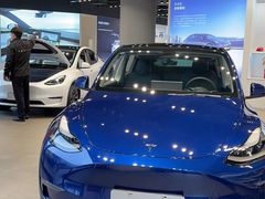 -TESLA 特斯拉(上海太古汇体验店)