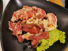 特色烤肥牛-崔英子朝韩民俗风味烤肉烤串城(大东店)