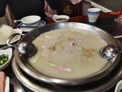 -老来福·非遗酸汤兔(凯旋路店)