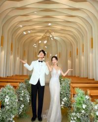 -城市花园婚纱摄影