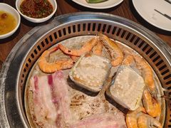 -海吃海喝海鲜烤肉餐厅