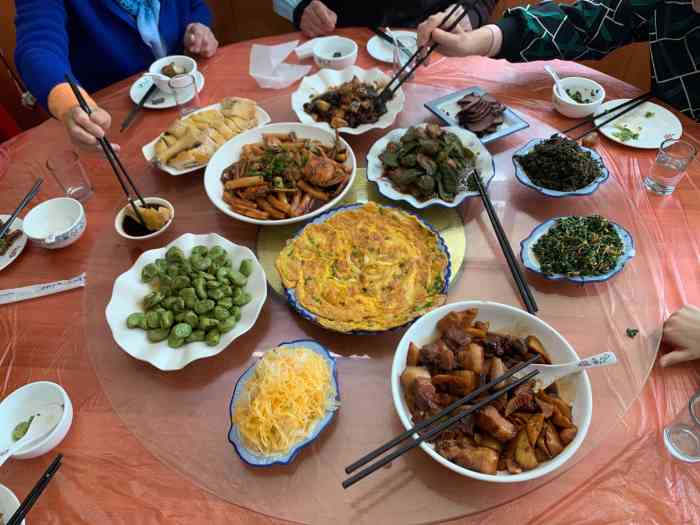 凯盈农家(崇明陈家镇店)-"返沪前吃的最后一顿农家菜,叫了三斤小龙虾.