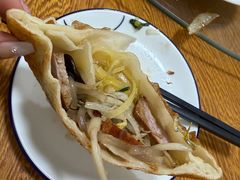 -铁东熏肉大饼铺老二马路黑牌子