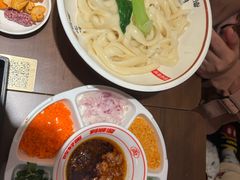 -顺溜·手工刀削面·黑金店(铜锣湾店)