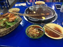 -马路边边·成都串串(翠柏路店)