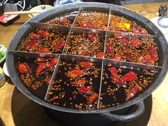 -白乐天毛肚火锅馆(解放碑店)