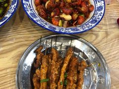 -江城燕子大排档(江汉路步行街店)