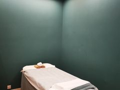 -五月艾·艾灸养生馆(静安店)