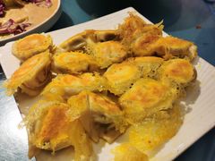 肉三鲜锅贴-百味饺子城•海鲜家常菜(秦皇岛店)