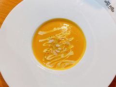 奶油南瓜汤-觅境西餐厅