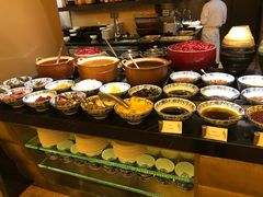 自助调料区-富力丽思卡尔顿酒店·香荟全日制餐厅