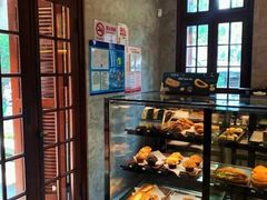 面包甜点陈列柜-星巴克臻选(思南公馆店)