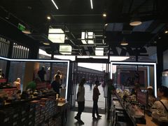 -SKECHERS 斯凯奇(上海国际时尚中心店)