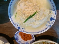 -肖四女乐山跷脚牛肉(南汇大学城生活广场店)