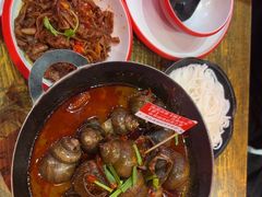 -老闵田螺馆·南昌特色小炒(梦时代店)
