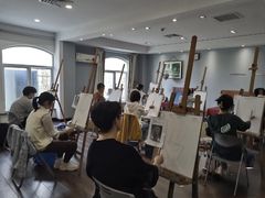 -上海新穴画室美术培训