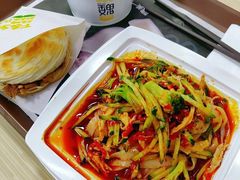 -魏家凉皮(中央广场店)
