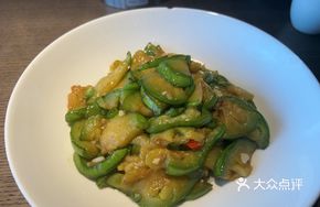 Stir-Fried Green Pepper and Home-style Eggplant