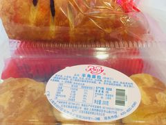 -红宝石·鲜奶小方·海派西点房(南丹店)