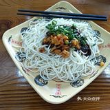 五月也在吃