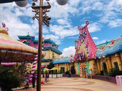 -七彩云南欢乐世界