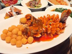 -吴越荣记苏州菜·松鼠桂鱼100%活鱼现做(斜塘老街店)