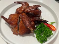 脆皮乳鸽-粤来记·啫啫煲·点心(日月光店)