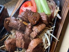 -穹六人间 people 6(岳阳路店)