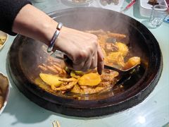 -鱼窝棚柴火铁锅炖(富山屯店)