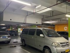 -我格广场-停车场