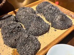 黑芝麻糯米糍-图味美小黄鱼·本地菜(景瀚店)