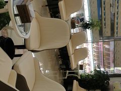 -美酷口腔牙齿矫正(江桥万达店)