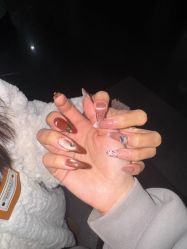 -丽心自助美甲美睫