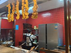 -杨肥肠火锅大排档(火车站花园店)