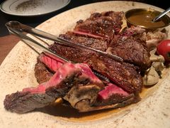（10-20分钟）带骨肉眼牛排（700g）&nbsp;Tomahawk&nbsp;steak（700g）-404干式熟成牛排馆•聚会餐厅