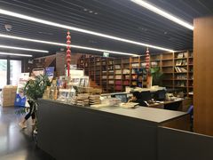 -外研书店(北京外国语大学西校区北外国际大厦店)
