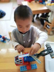 -百荣二期玩具城