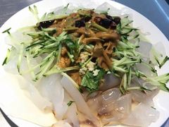 -屯老二农家铁锅炖·行业领军者(梅江店)