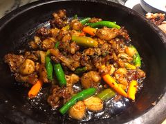 酱爆石锅蛙-绿茶餐厅(光谷世界城步行街店)