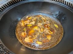 -锅老头海鲜铁锅炖
