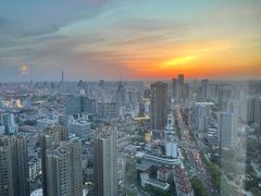 -唐拉雅秀酒店-西锦汇空中BBQ·思创餐厅