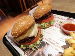 -The Habit Burger Grill 哈比特汉堡(复兴soho店)