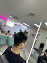 -米娜护肤造型