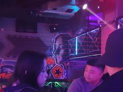 -UP嘻哈酒吧(粉巢店)