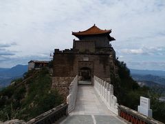 -鸡鸣山旅游风景区