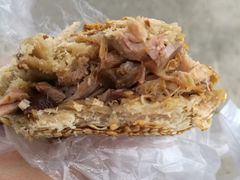 烧饼夹肘子-洪峰浩老北京烧饼夹肉(角门路店)