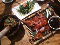 -老滇山寨•云南特色菜•地方菜•民族风情歌舞表演(金碧店)