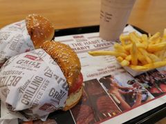 -The Habit Burger Grill 哈比特汉堡(爱琴海店)