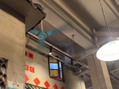 -方铲铲·成都板凳面(滨江银泰店)